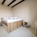 Lithic 1 Apartment