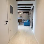 Apartment Lithic 1 *