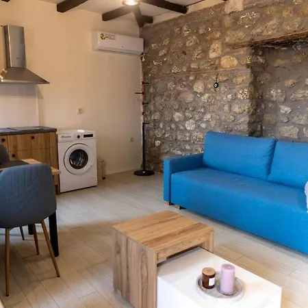 Lithic 1 Apartment Kalambaka