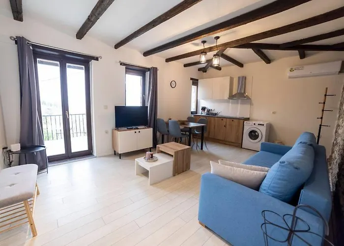 Апартаменты Lithic 1