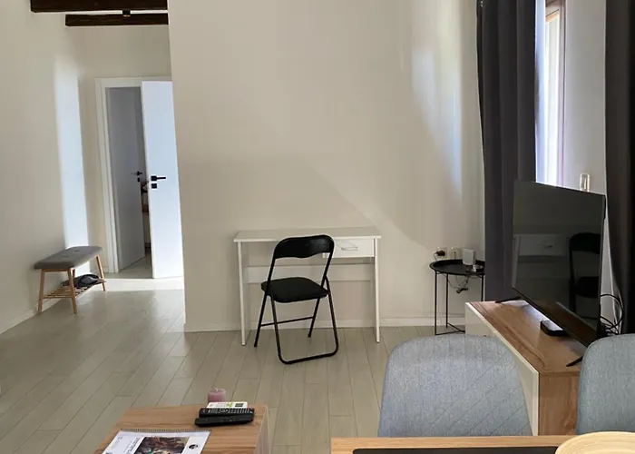 Апартаменты Lithic 1 *